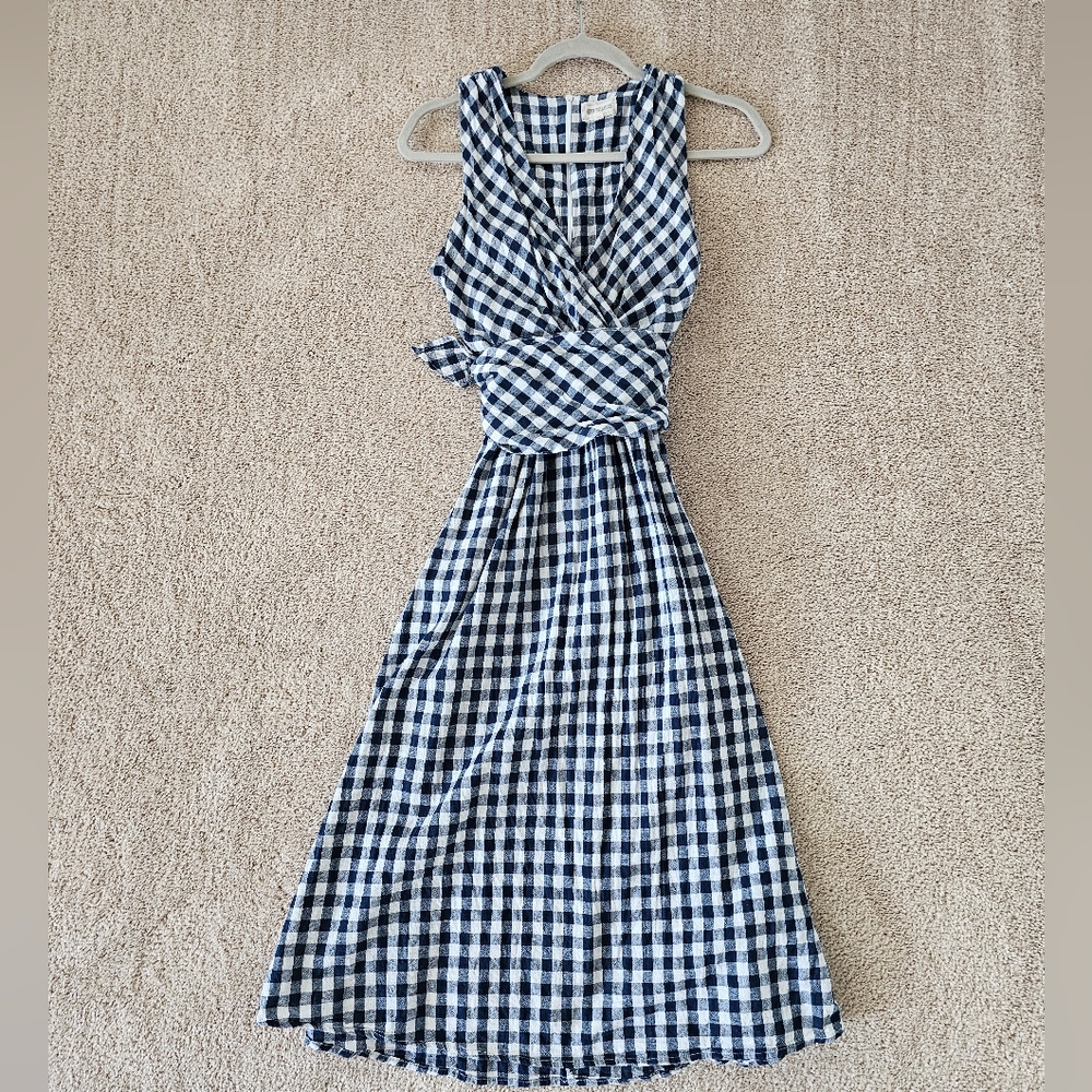 blue plaid v neck dress